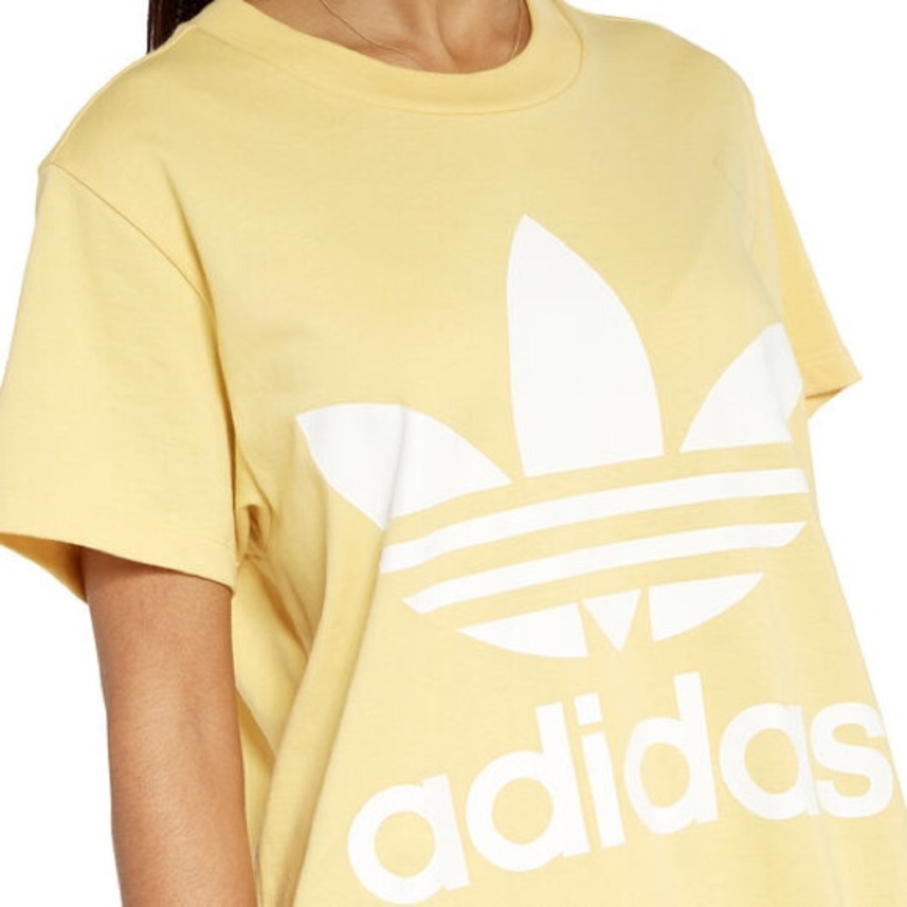 🧡Adidas Oversize Big Yellow Tee - Picture 3 of 3